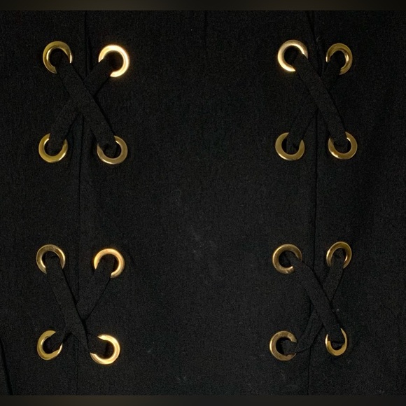 Revamped - Premium Collection - Black Skirt With Leg Slits And Grommet Detailing - Picture 3 of 9